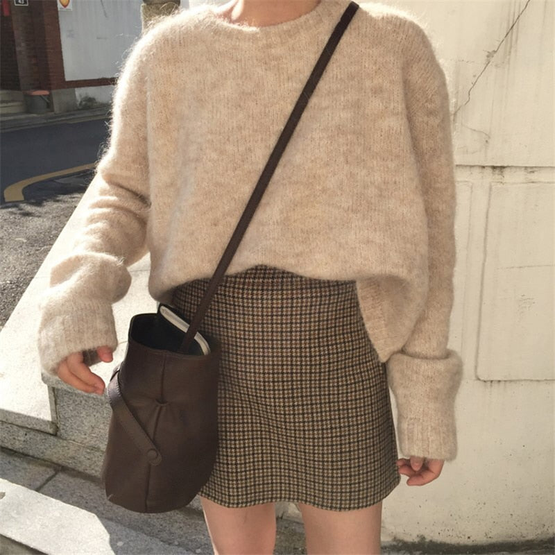 Casual Sweater Women Autumn Winter 2019 Solid Long Sleeve Warm Pullover Korean Knitwear Loose O Neck Fashion Tops Sueter Mujer